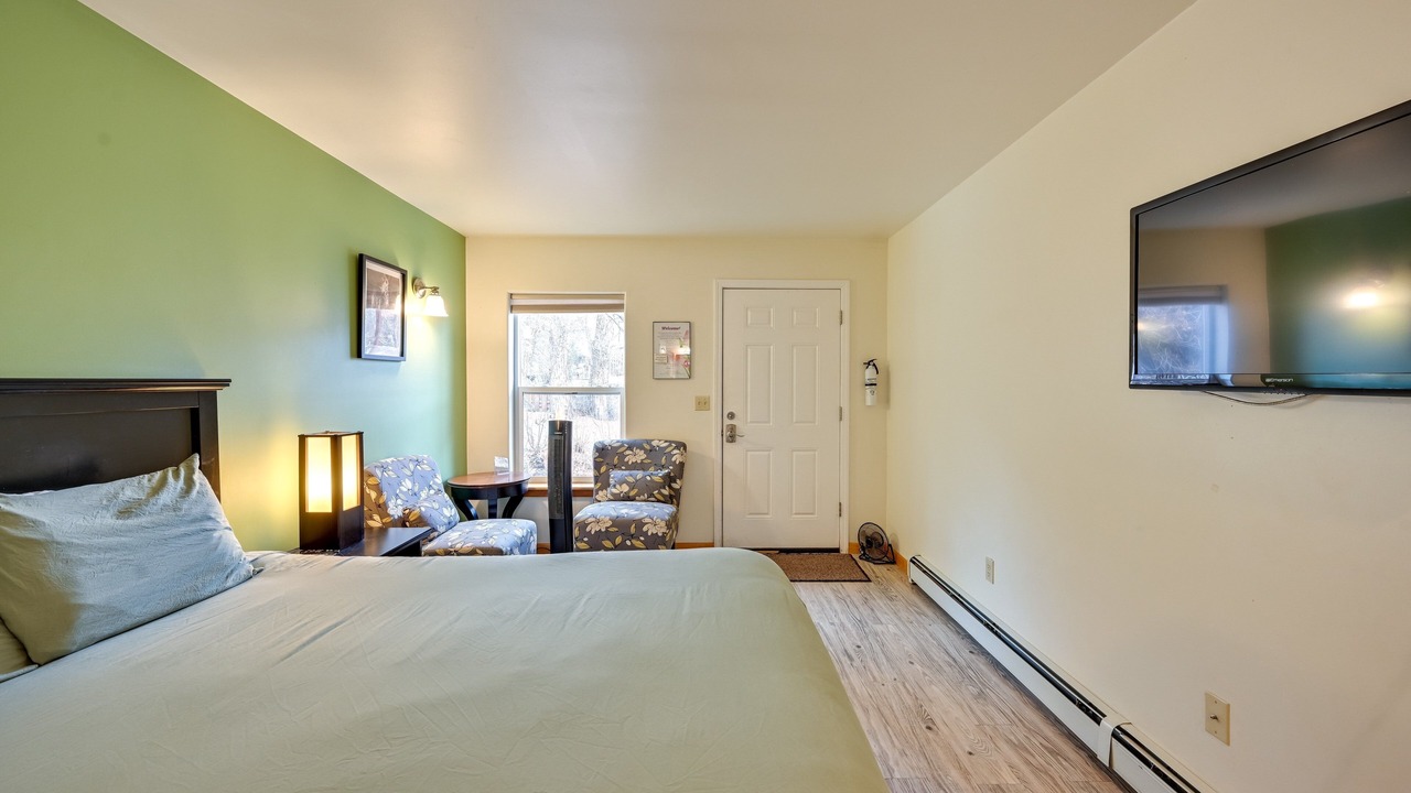Photo of Bedroom in Crestone