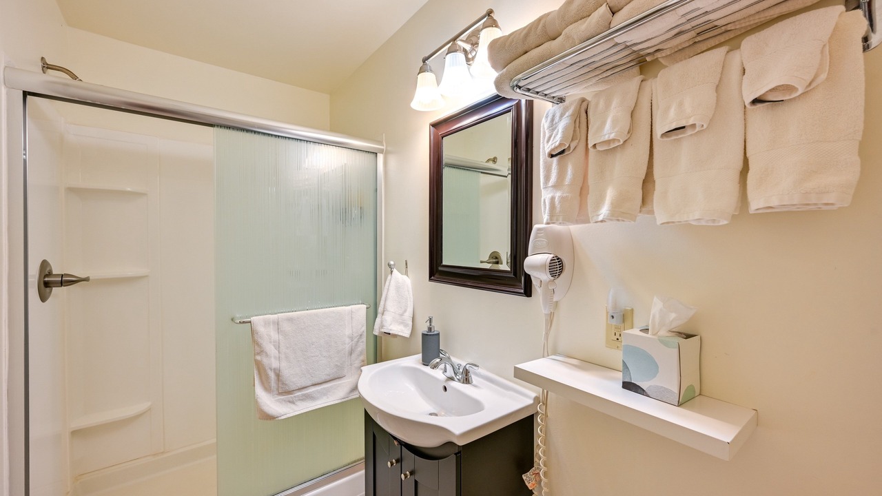 Photo of Bathroom in Crestone