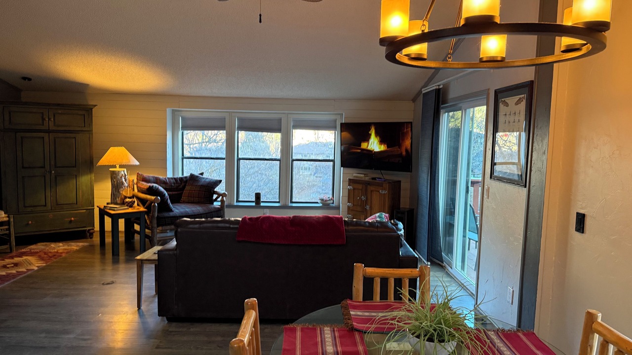 Photo of Livingroom in Glenwood Springs