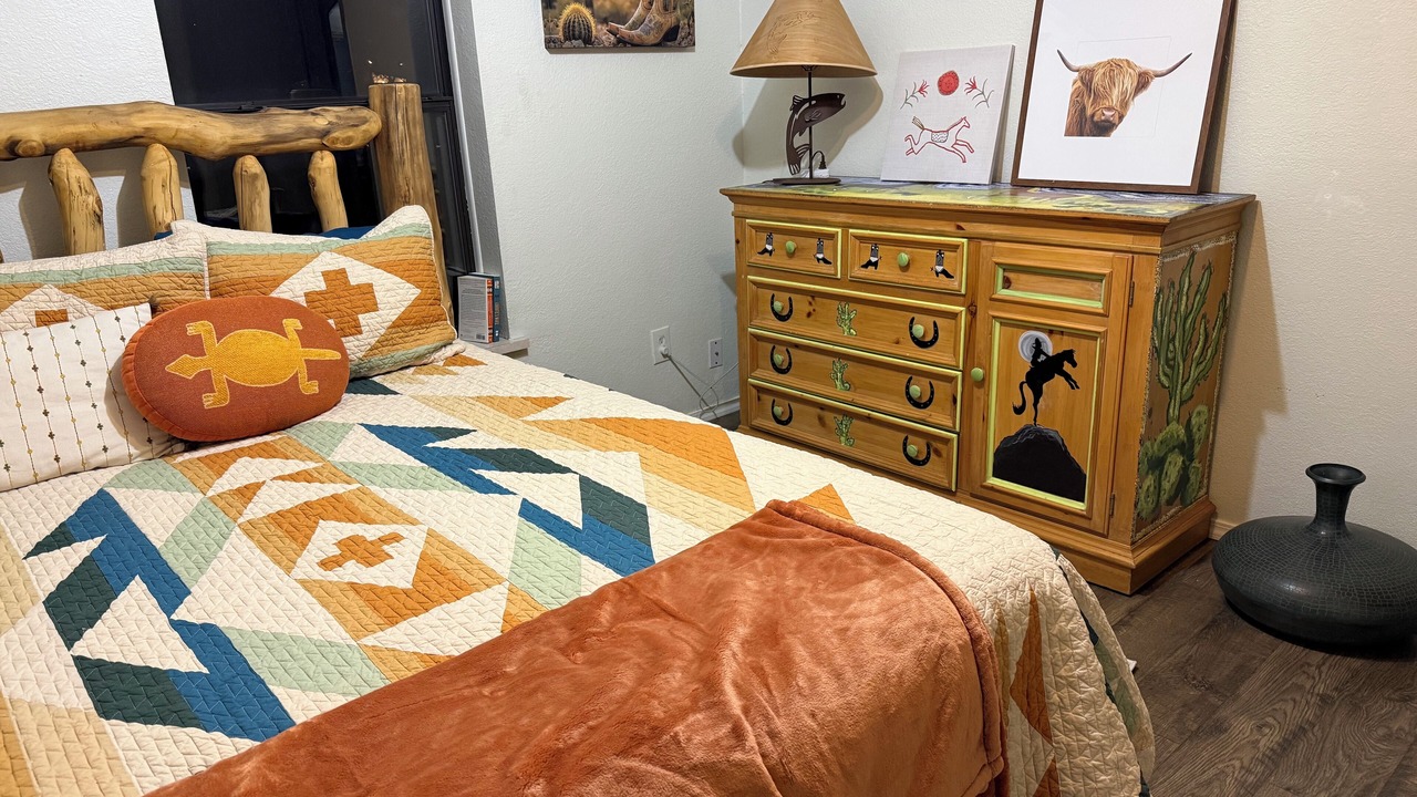 Photo of Bedroom in Glenwood Springs