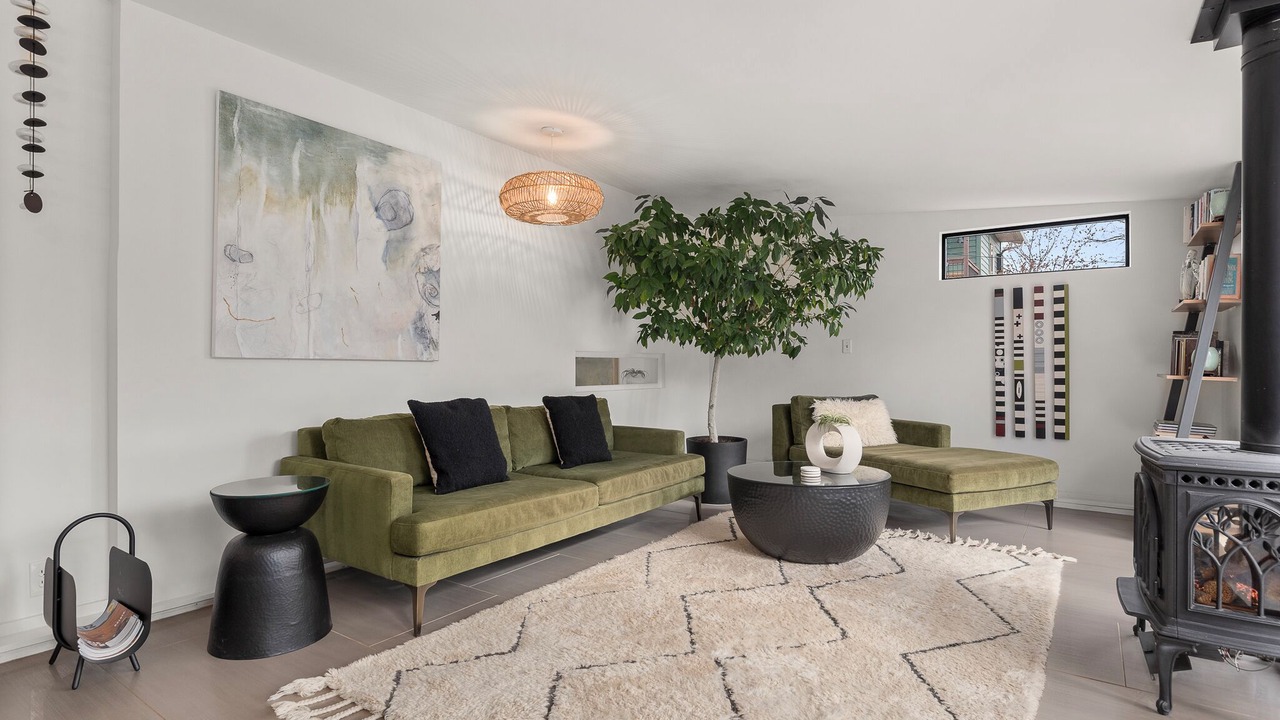 Photo of Livingroom in Table Mesa