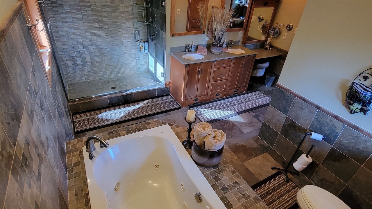 Photo of Bathroom in Grand Lake