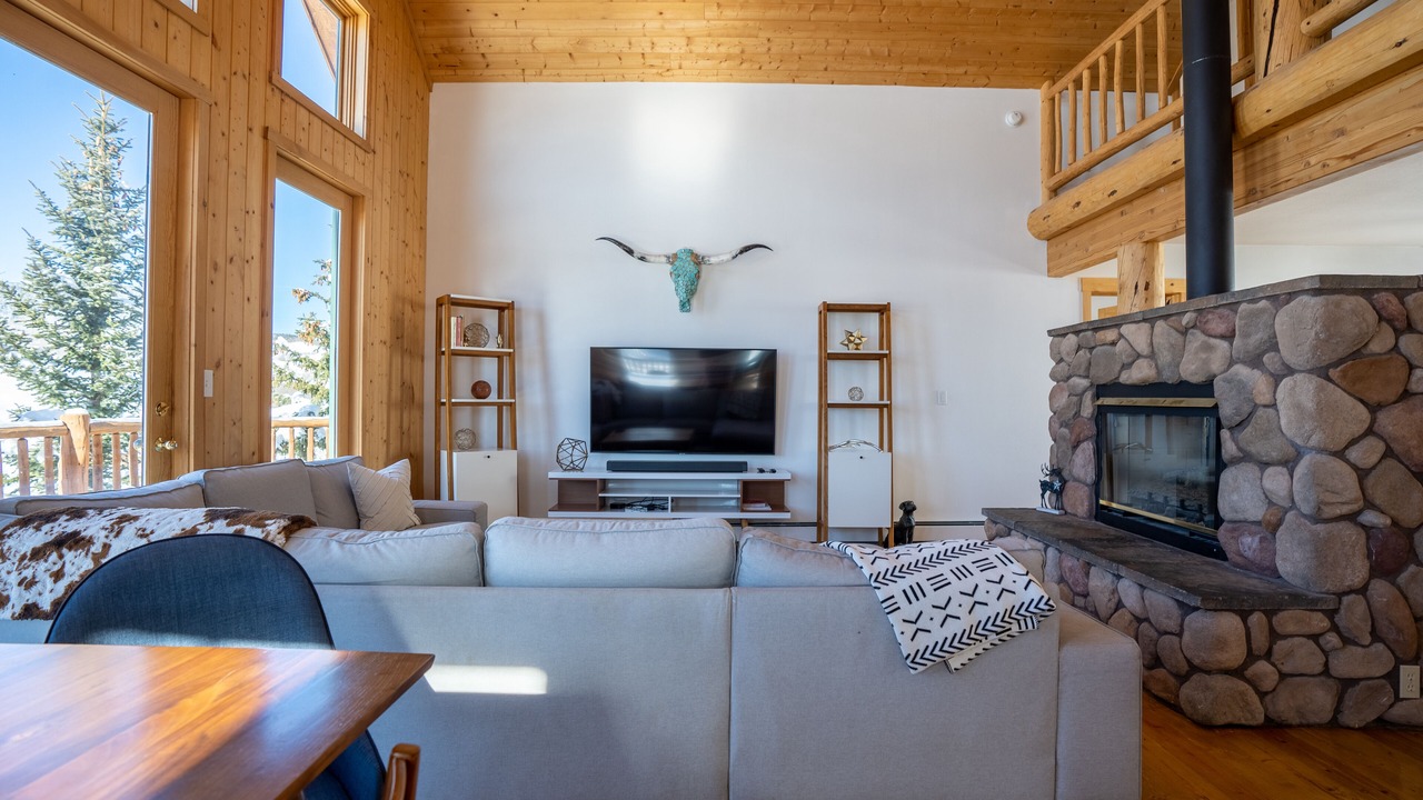 Photo of Livingroom in Mount Crested Butte