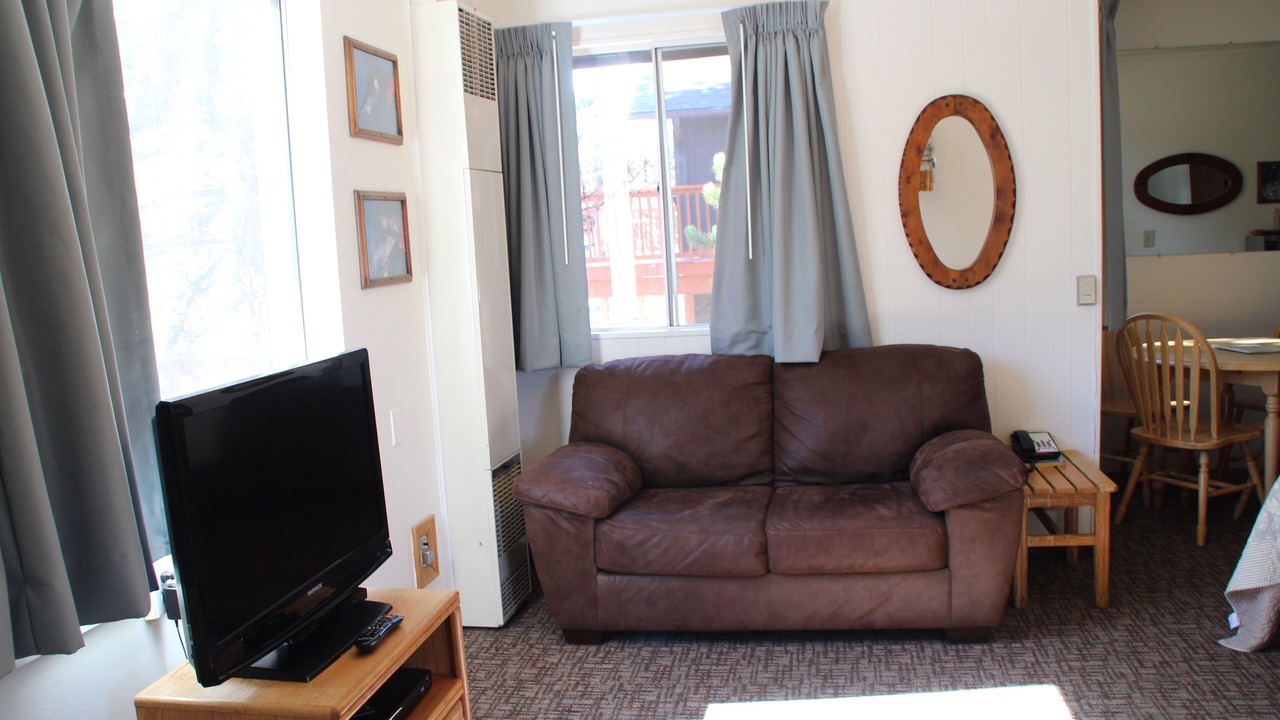 Photo of Livingroom in Estes Park