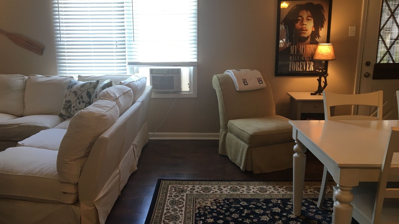 Photo of Livingroom in Geneva-on-the-Lake
