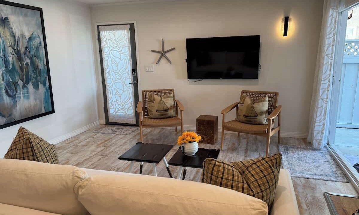 Photo of Bedroom in Balboa Peninsula