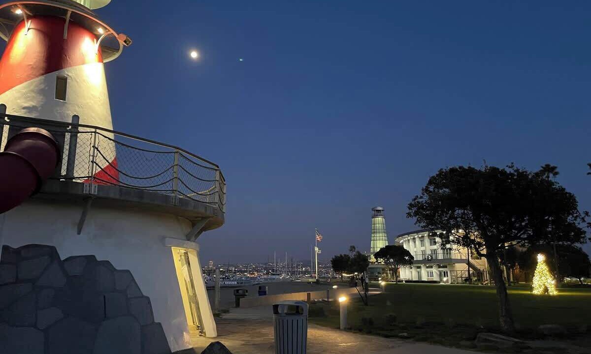 Photo of Others in Balboa Peninsula
