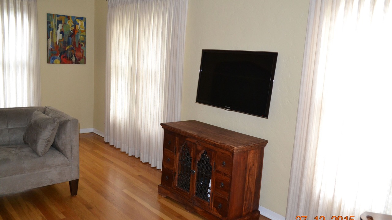 Photo of Bedroom in Broadway - Palmhaven