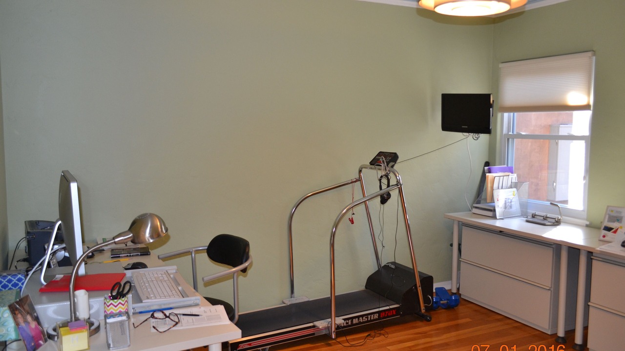 Photo of Bedroom in Broadway - Palmhaven