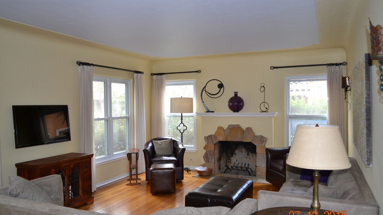 Photo of Livingroom in Broadway - Palmhaven
