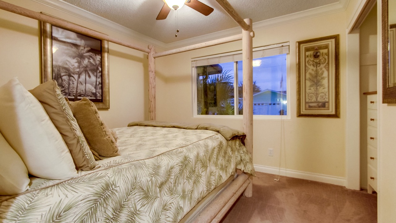 Photo of Bedroom in Morro Bay