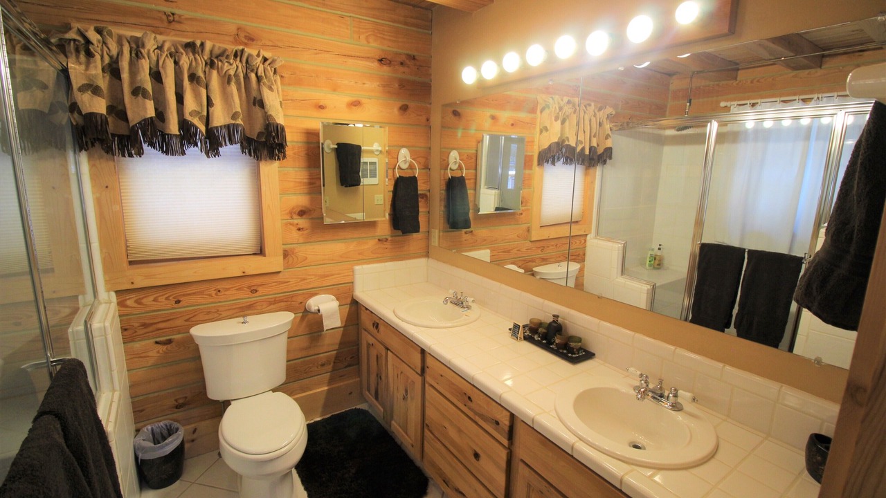 Photo of Bathroom in Pagosa Springs