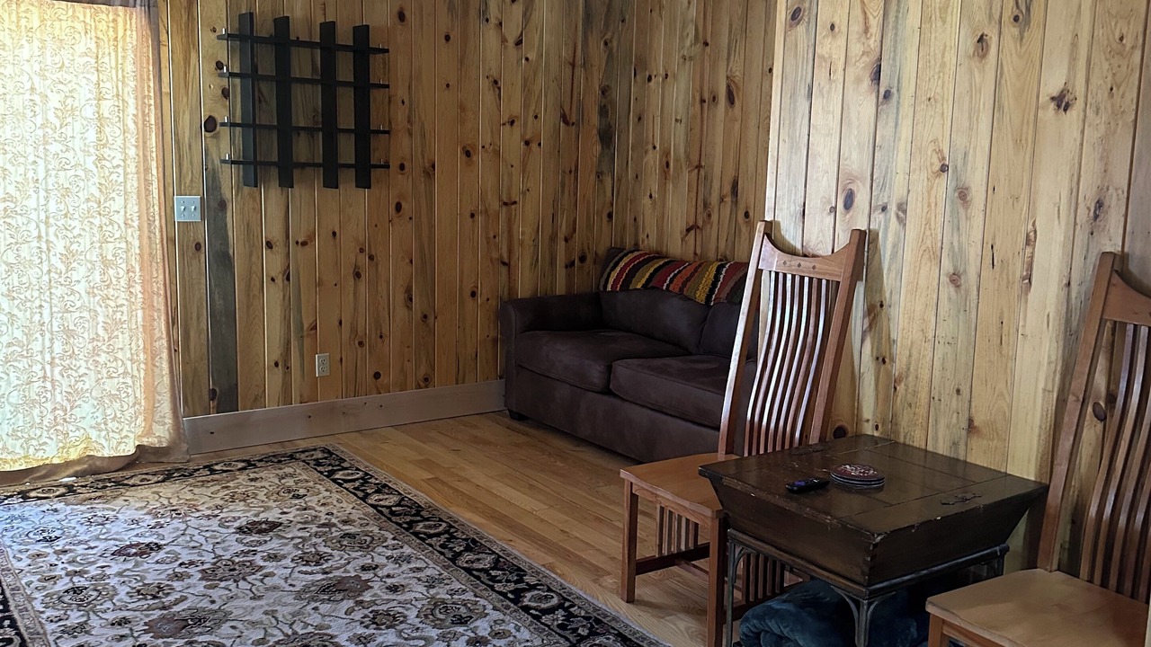 Photo of Livingroom in Gunnison