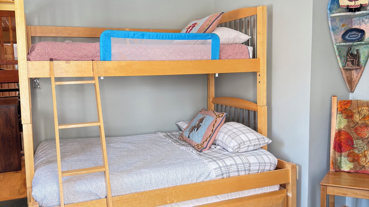 Photo of Bedroom in Gunnison