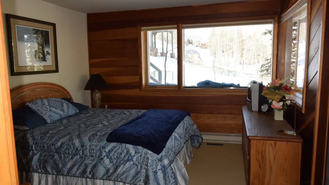 Photo of Bedroom in Mount Crested Butte