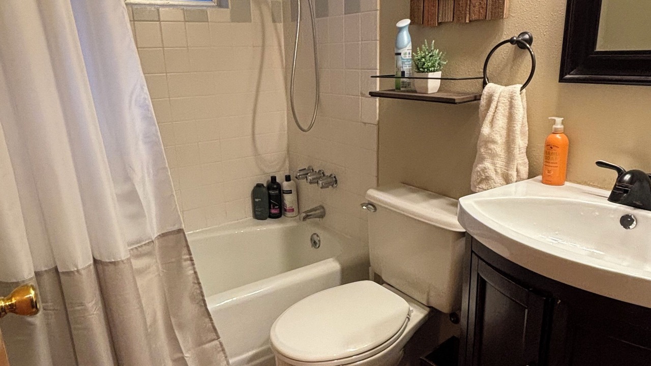Photo of Bathroom in Lake Arrowhead