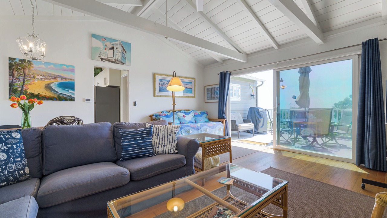 Photo of Livingroom in Laguna Beach