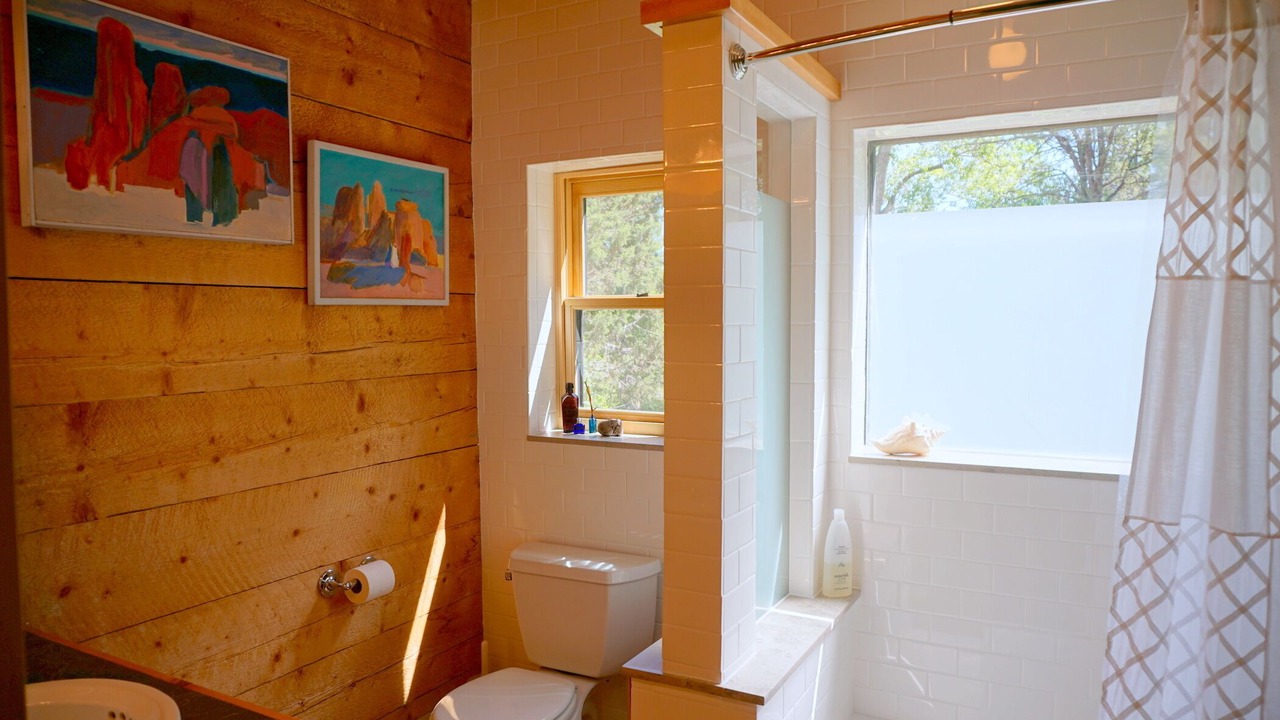 Photo of Bathroom in Ridgway
