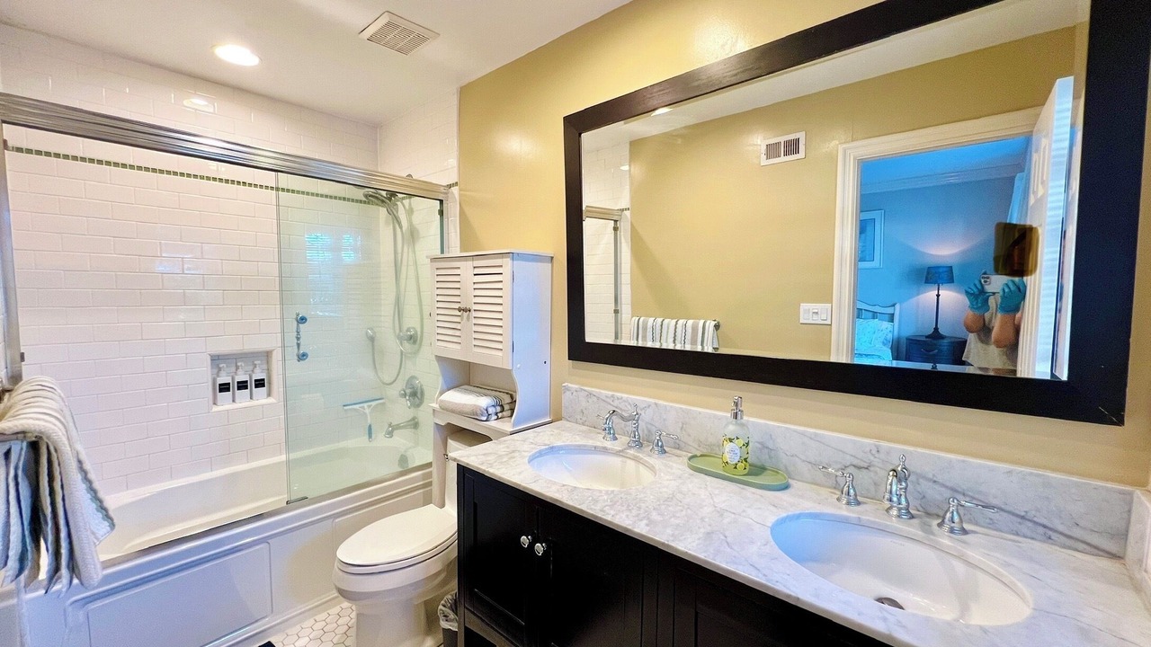 Photo of Bathroom in Monterey Park