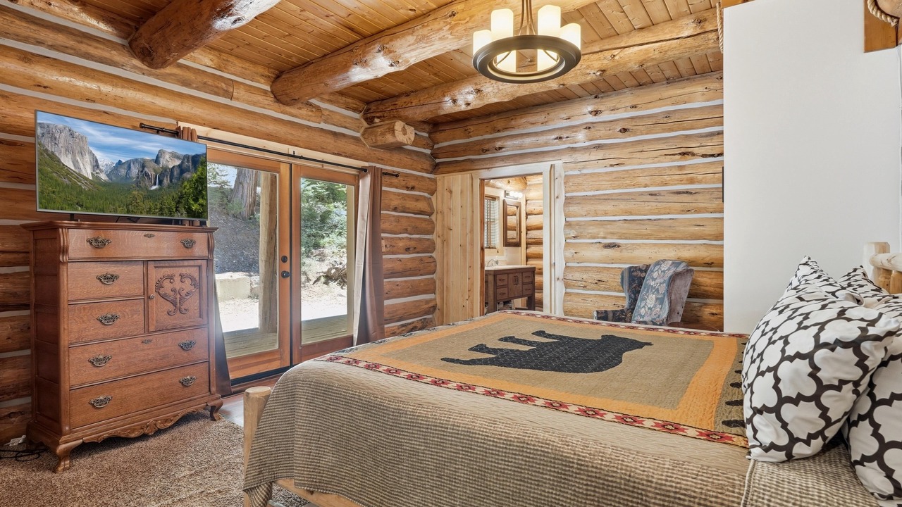 Photo of Bedroom in Yosemite West