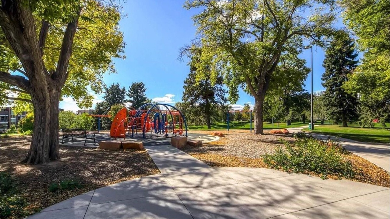 Photo of Others in Jefferson Park