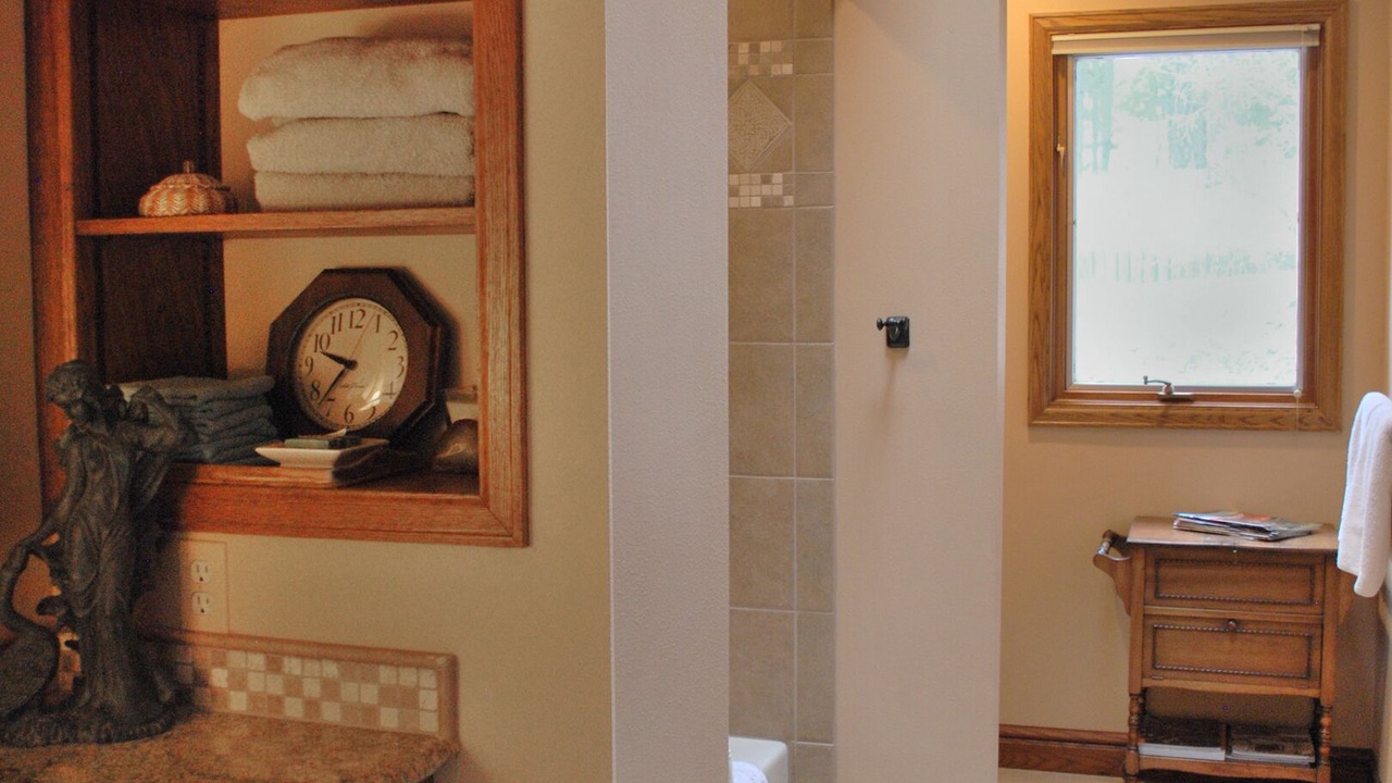 Photo of Bathroom in Monument