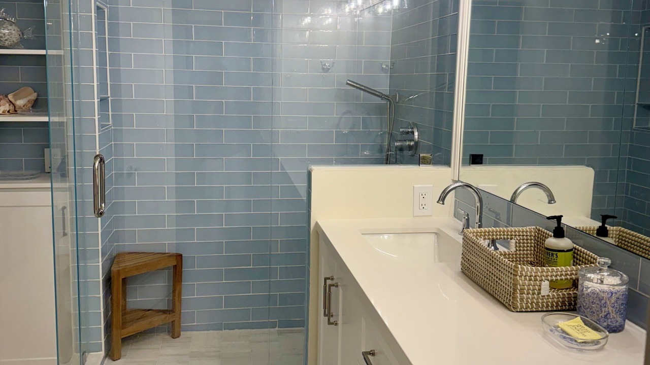 Photo of Bathroom in West Mesa