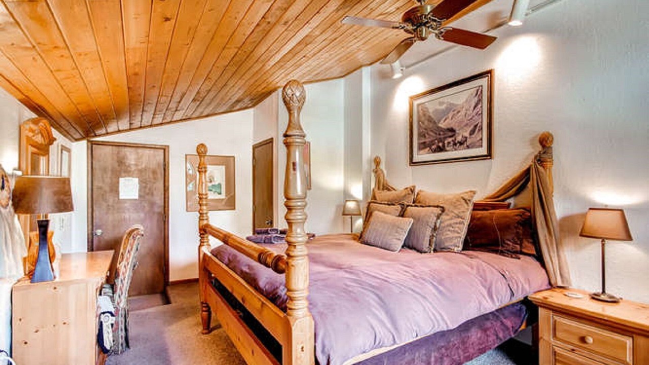 Photo of Bedroom in Warrior's Mark West
