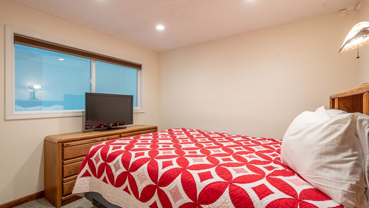 Photo of Bedroom in Copper Mountain Village