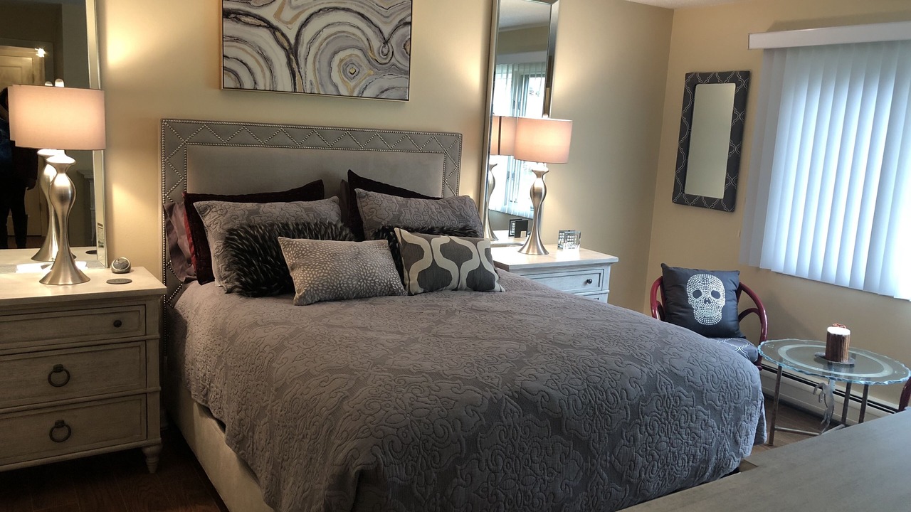 Photo of Bedroom in Downtown
