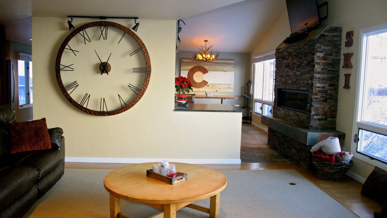 Photo of Livingroom in Vail