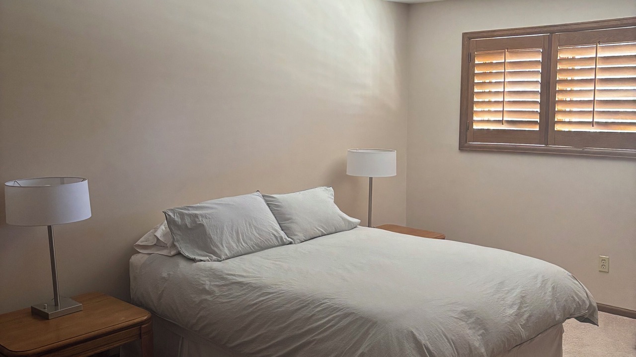 Photo of Bedroom in Hiwan Estates And Fairway