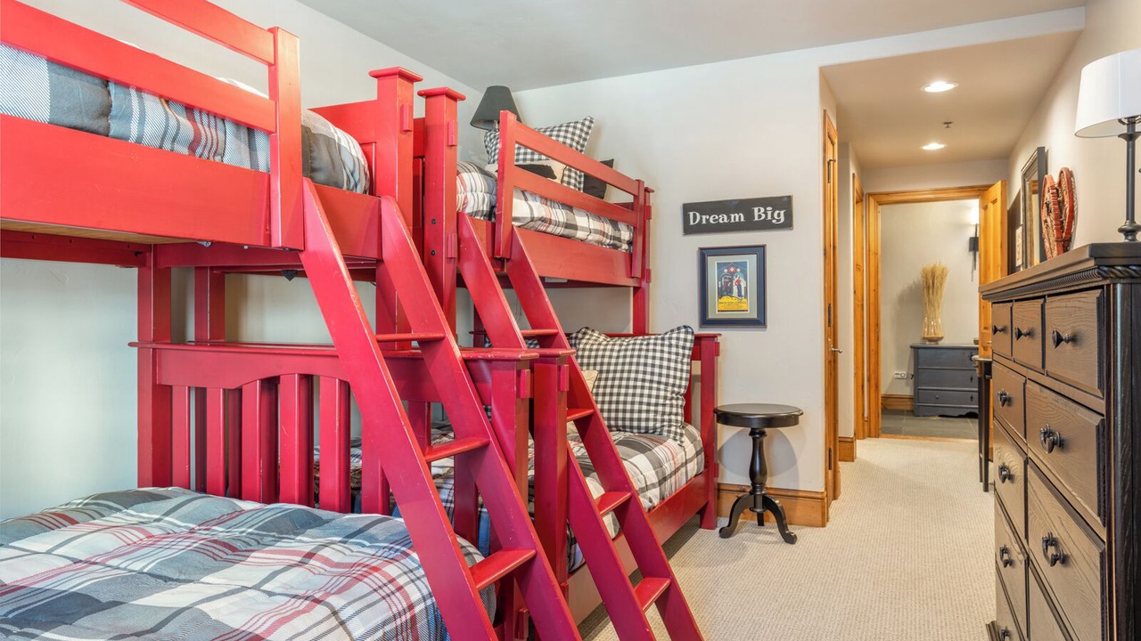 Photo of Bedroom in Beaver Creek