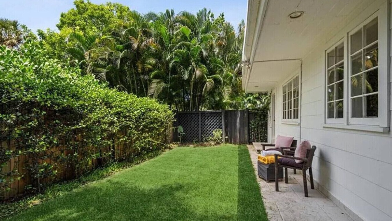 Photo of Patio Balcony in Sailboat Bend
