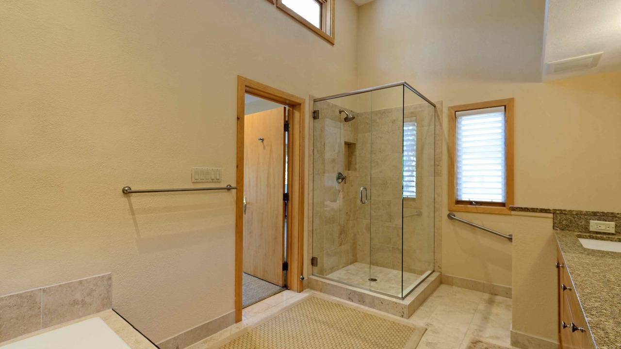 Photo of Bathroom in Aspen