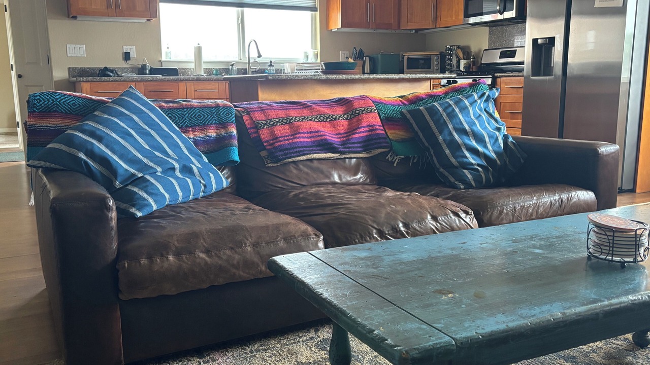 Photo of Livingroom in Pescadero