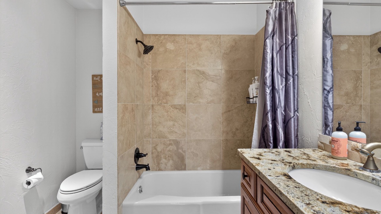 Photo of Bathroom in Pine