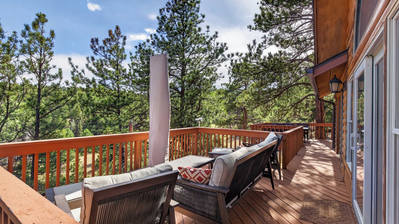 Photo of Outdoor in Pine