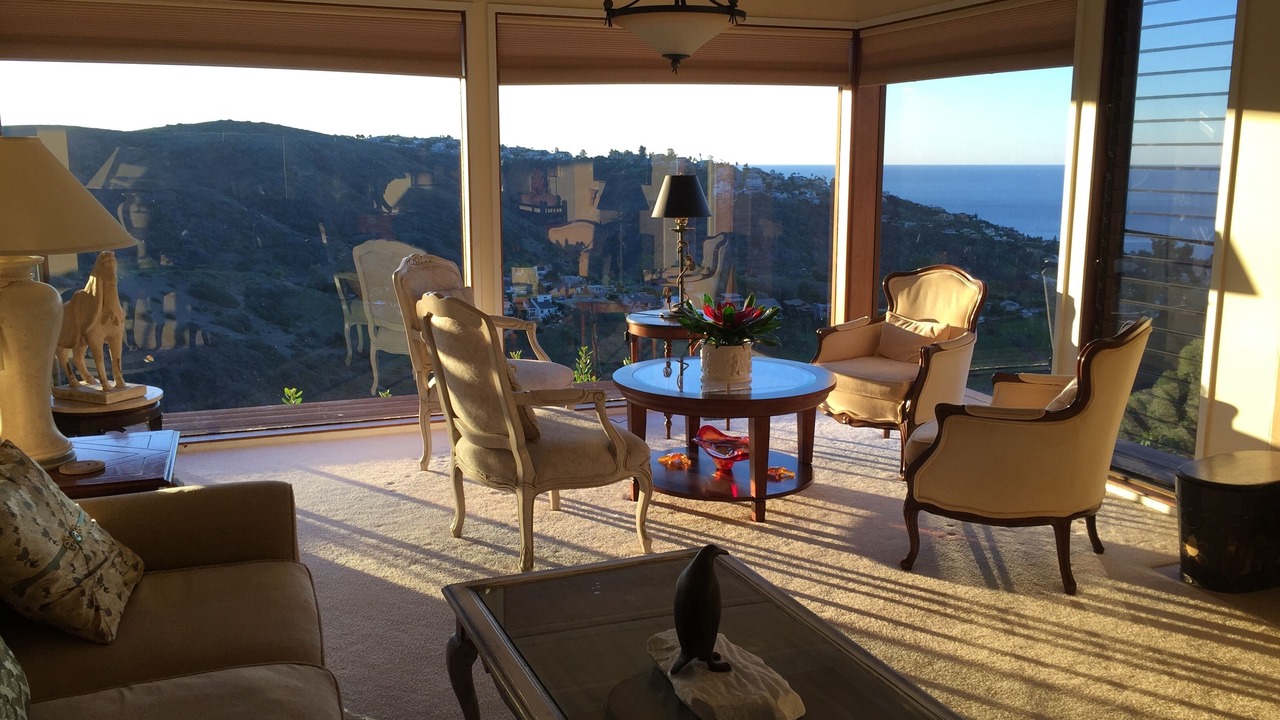 Photo of Livingroom in Laguna Beach