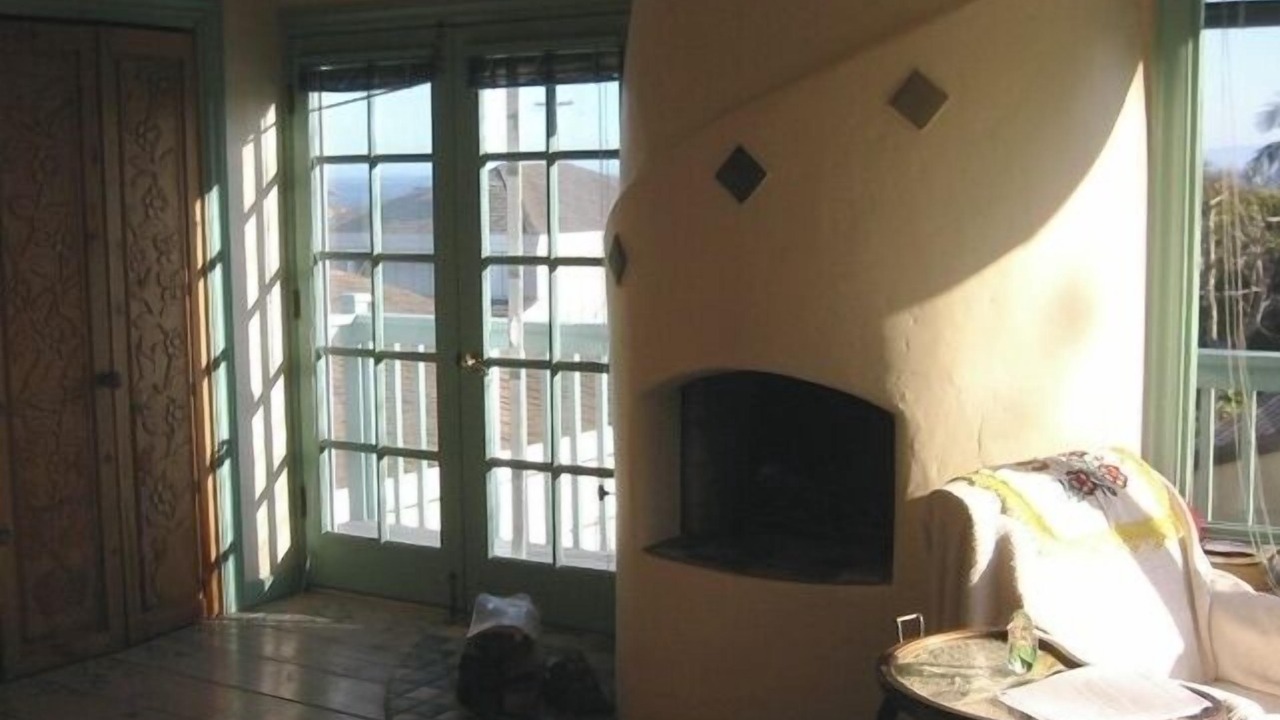 Photo of Livingroom in West Mesa