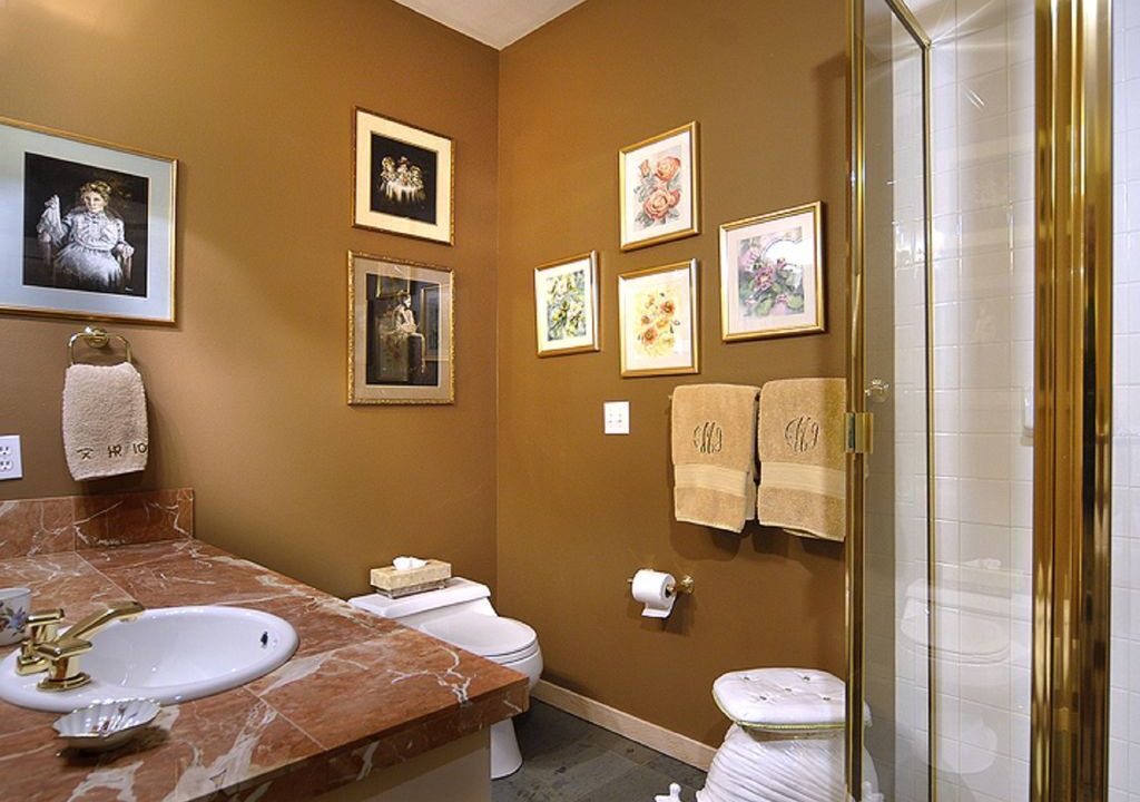 Photo of Bathroom in Mount Crested Butte