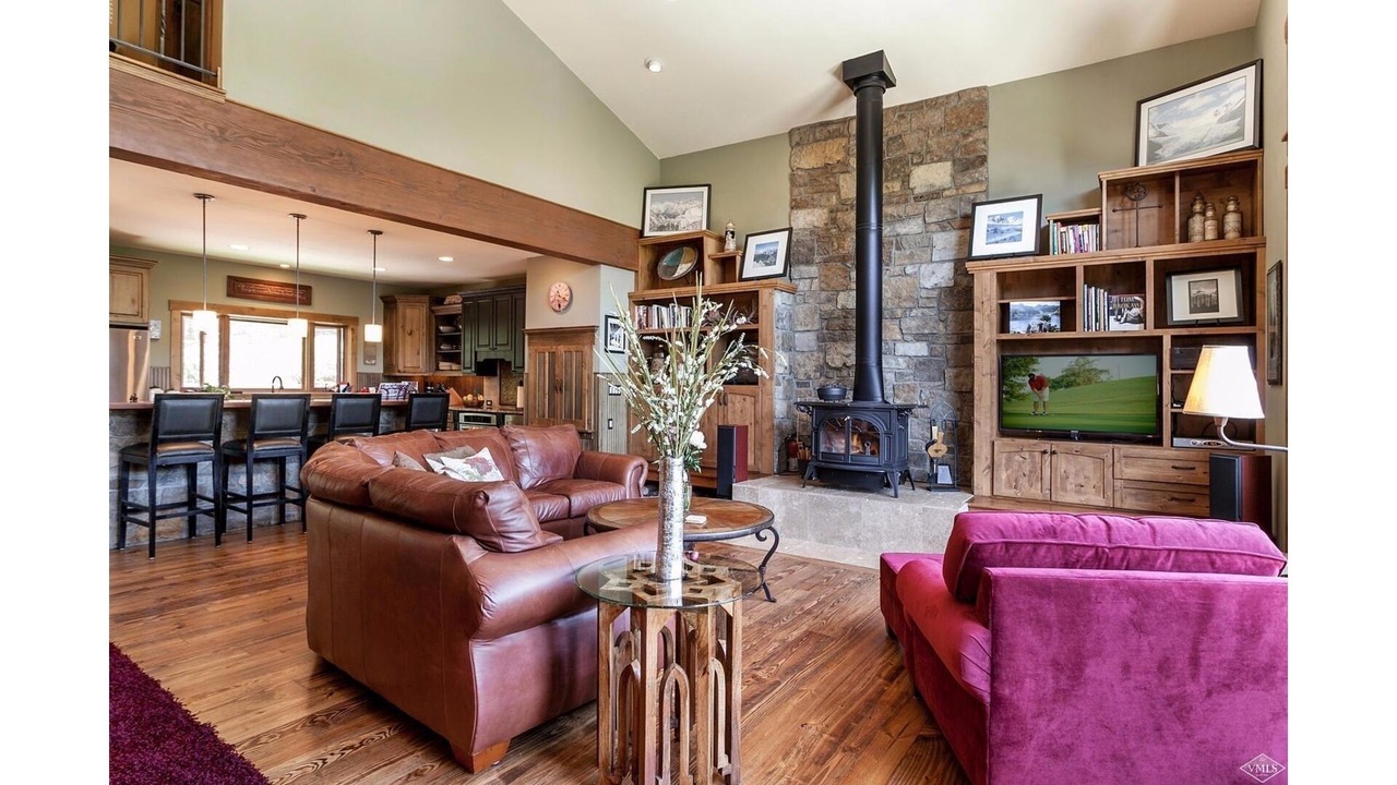 Photo of Livingroom in Eagle-Vail