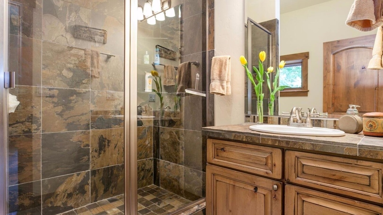 Photo of Bathroom in Eagle-Vail