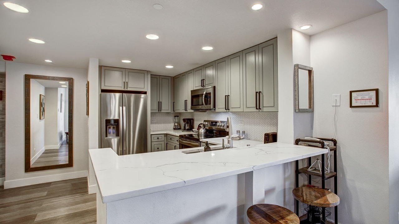 Photo of Kitchen in Peak 9