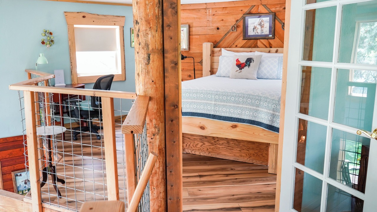 Photo of Bedroom in Palmer Lake