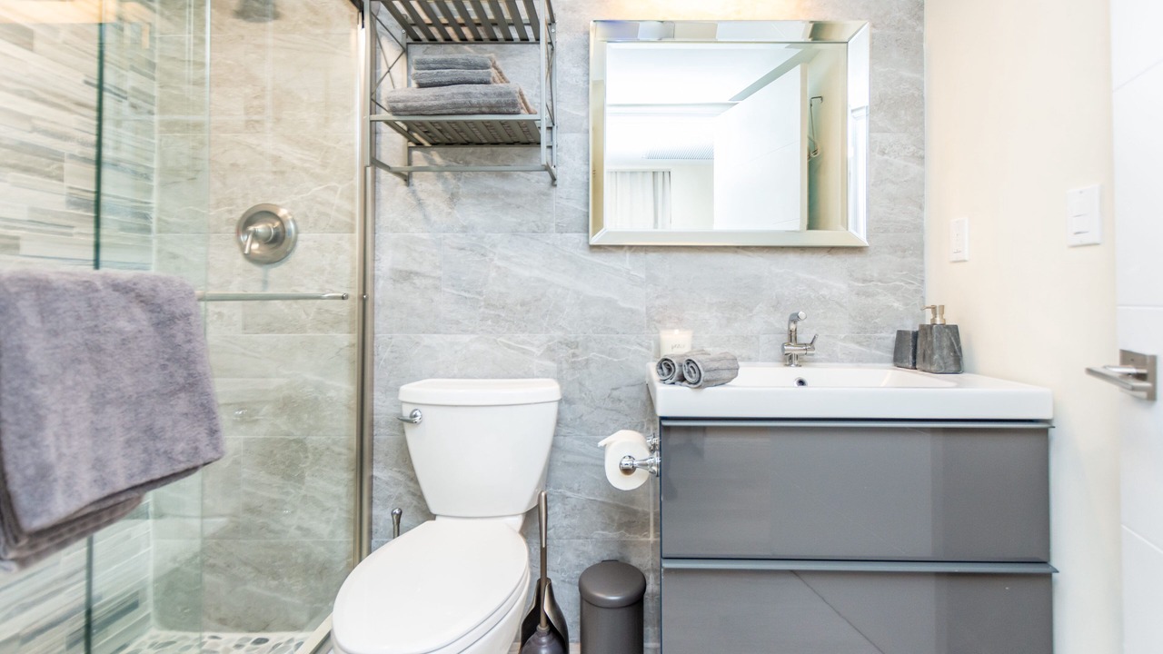 Photo of Bathroom in Galt Mile
