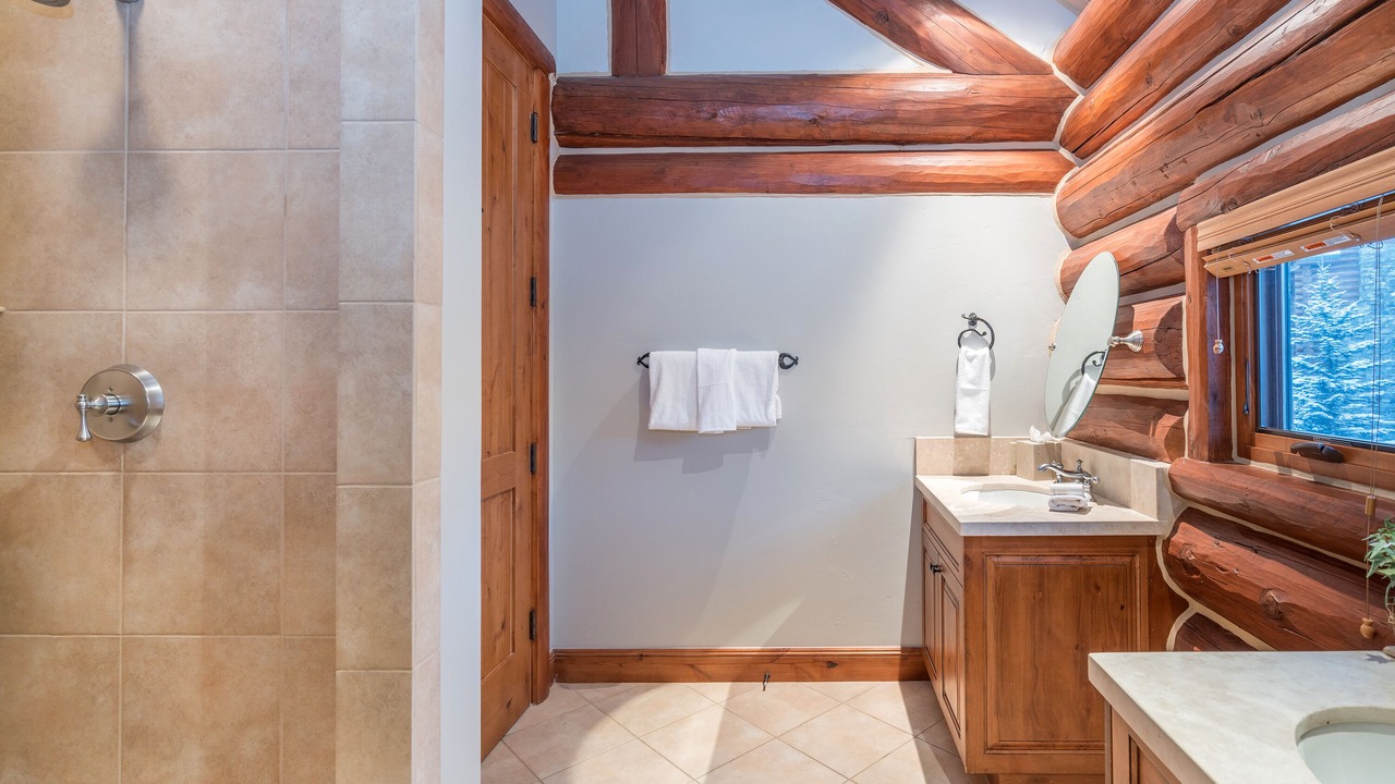 Photo of Bathroom in Mountain Village