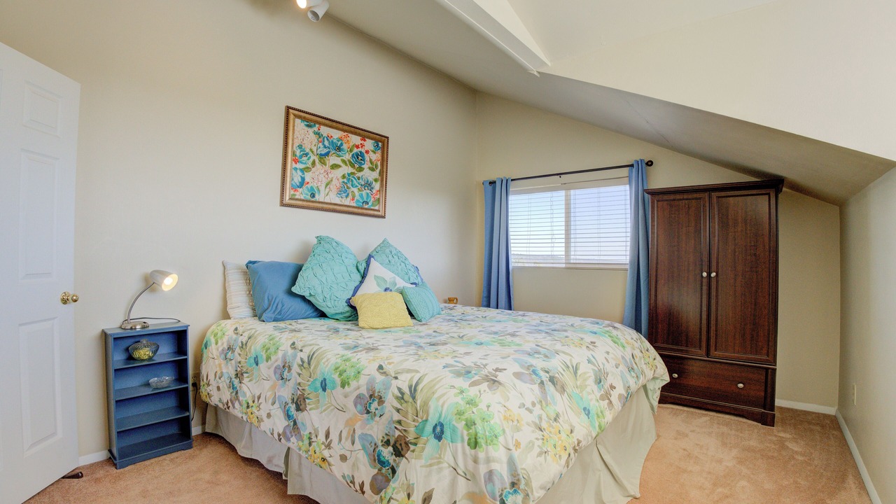 Photo of Bedroom in Lewis