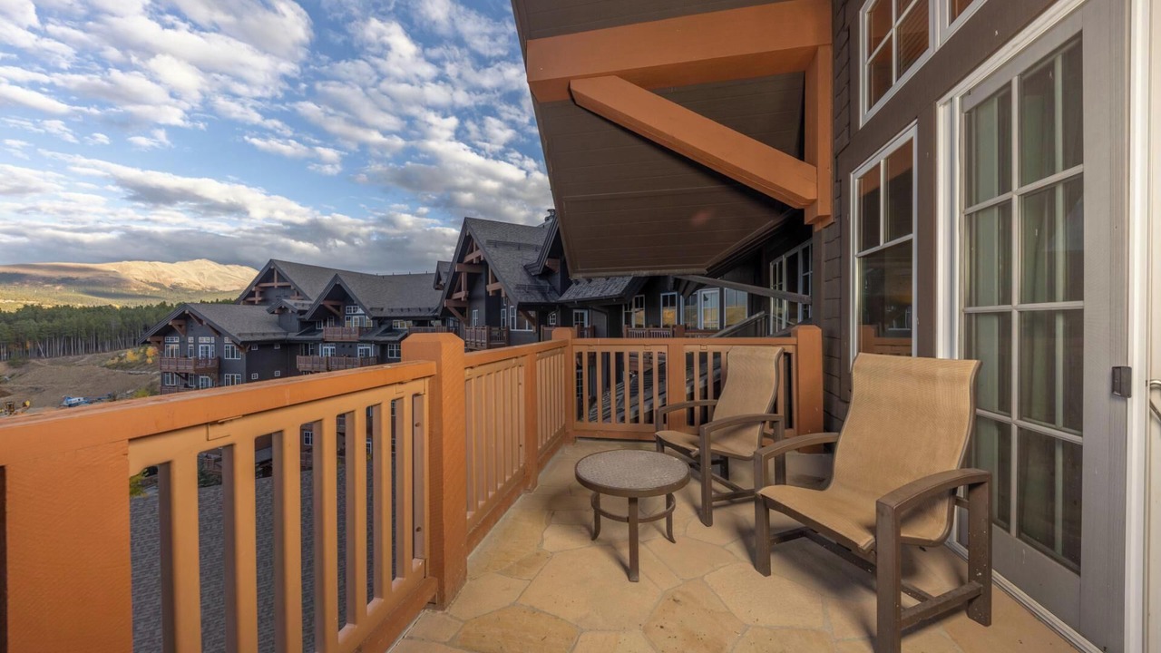 Photo of Patio Balcony in Peak 8
