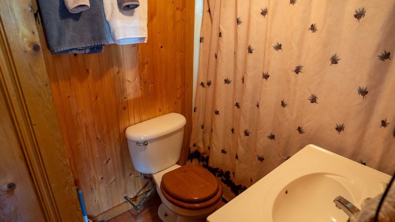 Photo of Bathroom in Lake City